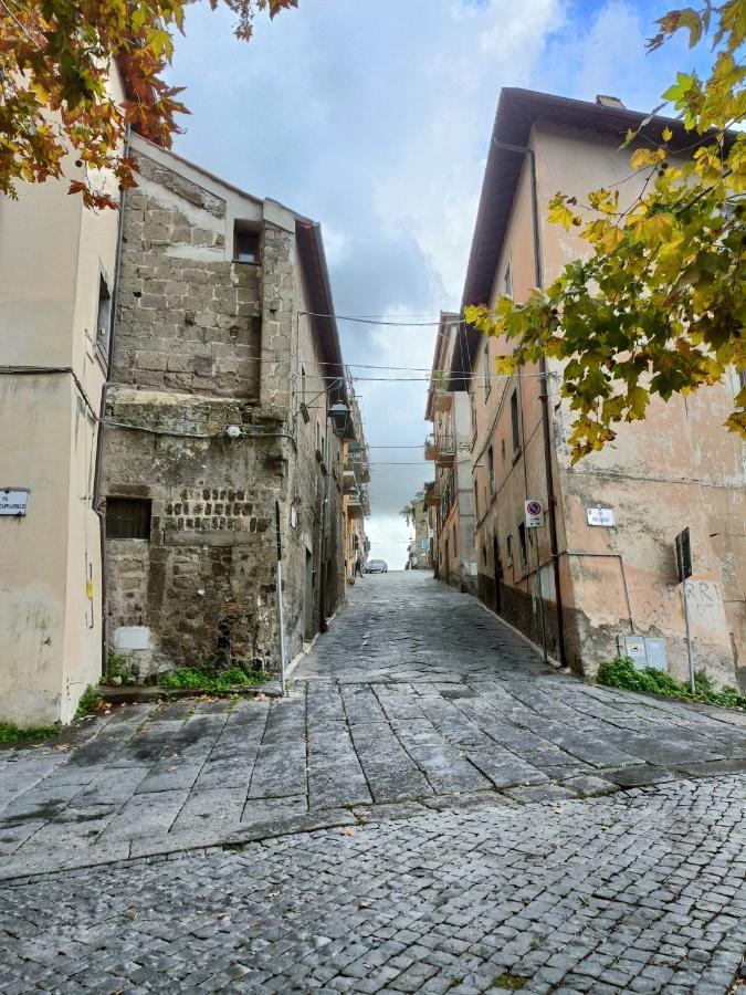 Il Paradosso Suite Витербо Экстерьер фото