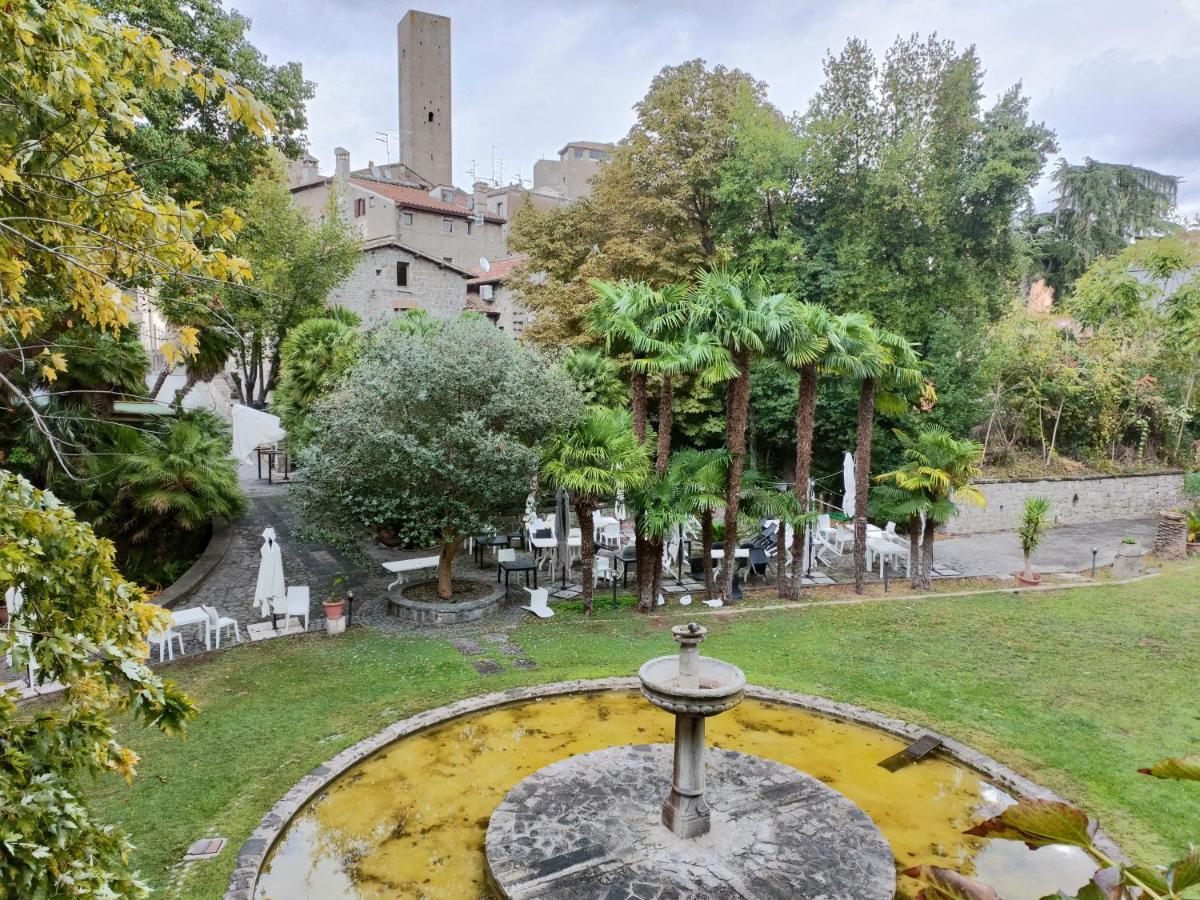 Il Paradosso Suite Витербо Экстерьер фото